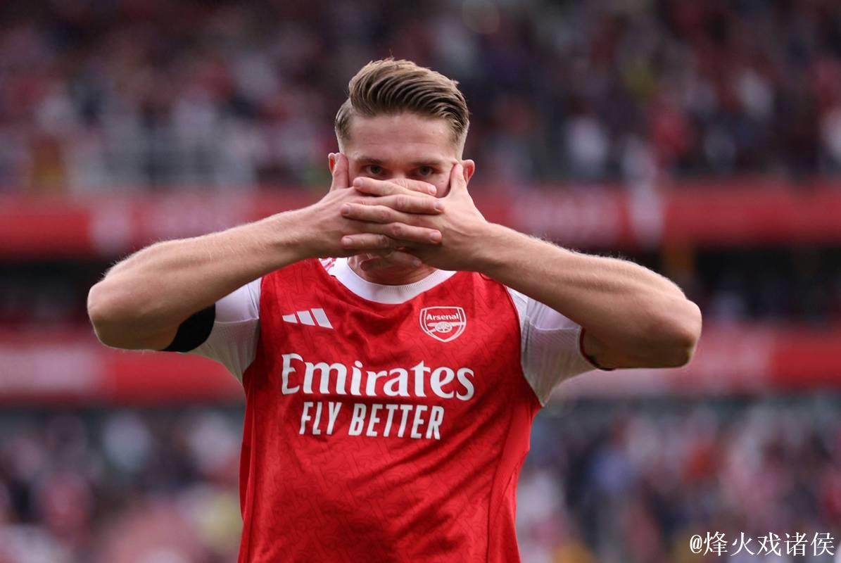 阿森纳后防线再遭打击！本-怀特因伤将缺席一个月